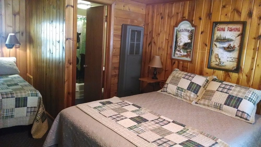 Trails End Cabins & Motel Хилл-Сити Экстерьер фото